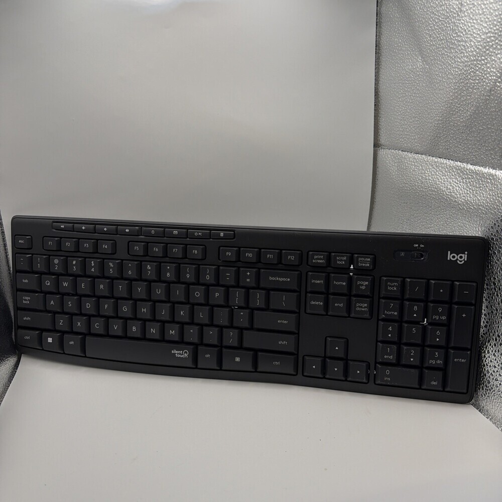 Logitech K295 + M220 Silent Touch Wireless Keyboard and Mouse Set OPEN BOX